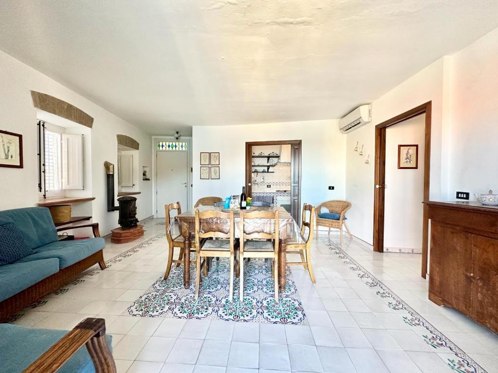 Molo Sea View Apartment Cefalù Exteriör bild