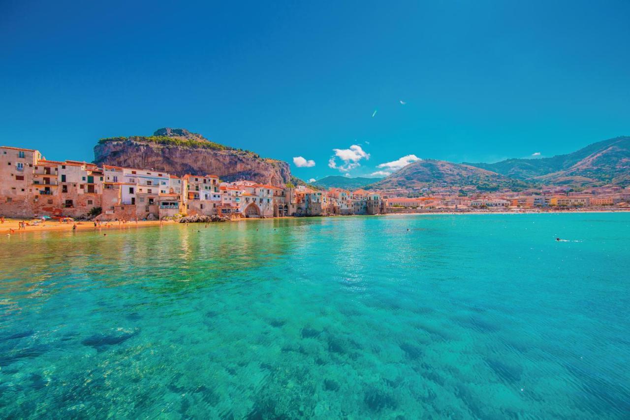 Molo Sea View Apartment Cefalù Exteriör bild