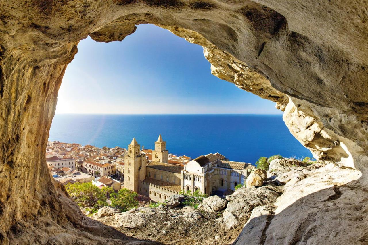 Molo Sea View Apartment Cefalù Exteriör bild